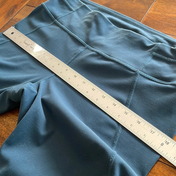 prAna Momento Capri Leggings Women's Size XL Leggings Patrol Blue Athletic - Picture 8 of 10